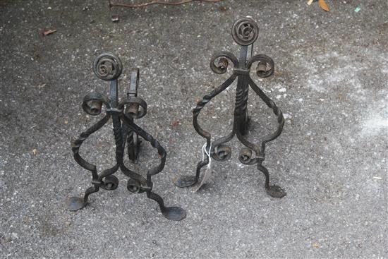 Pair of small fire dogs(-)